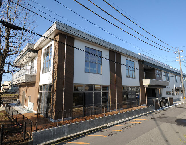 弓取保育園 改築工事